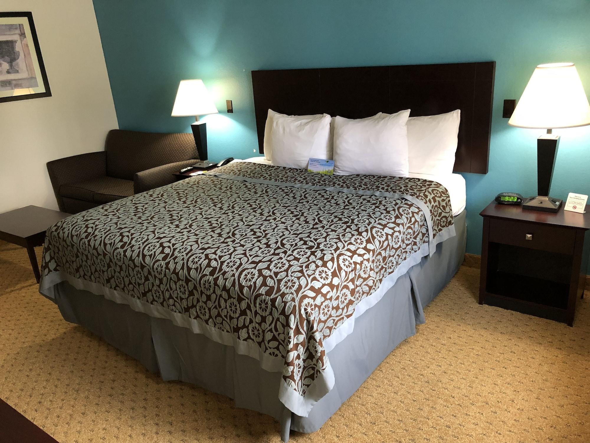 Days Inn & Suites By Wyndham Conroe North Extérieur photo