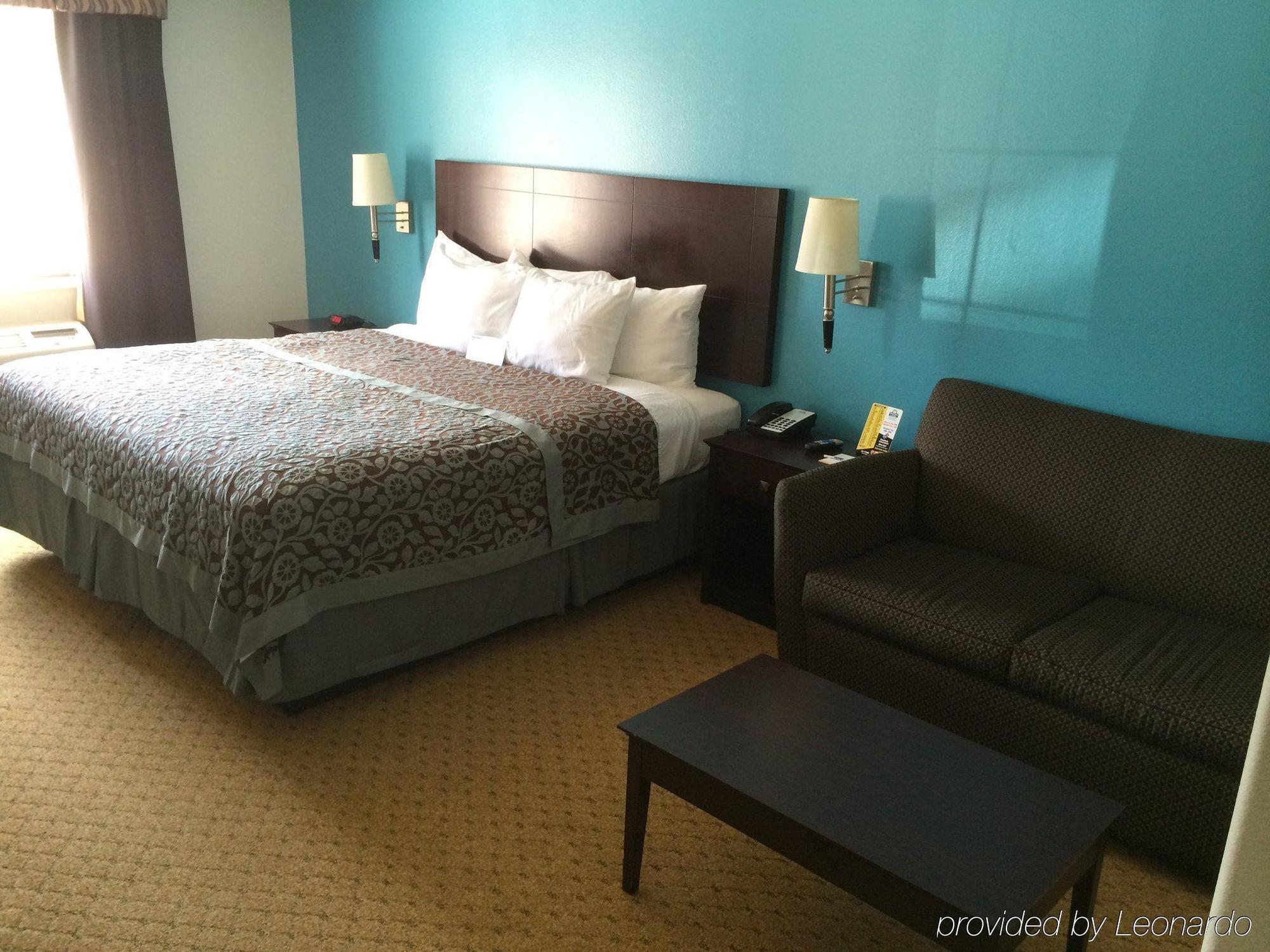 Days Inn & Suites By Wyndham Conroe North Extérieur photo